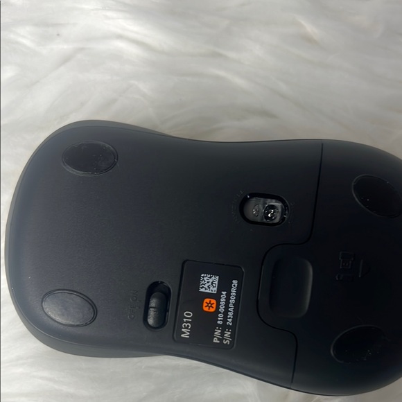 Logitech M310 Wireless Mouse - Black - Picture 4 of 5
